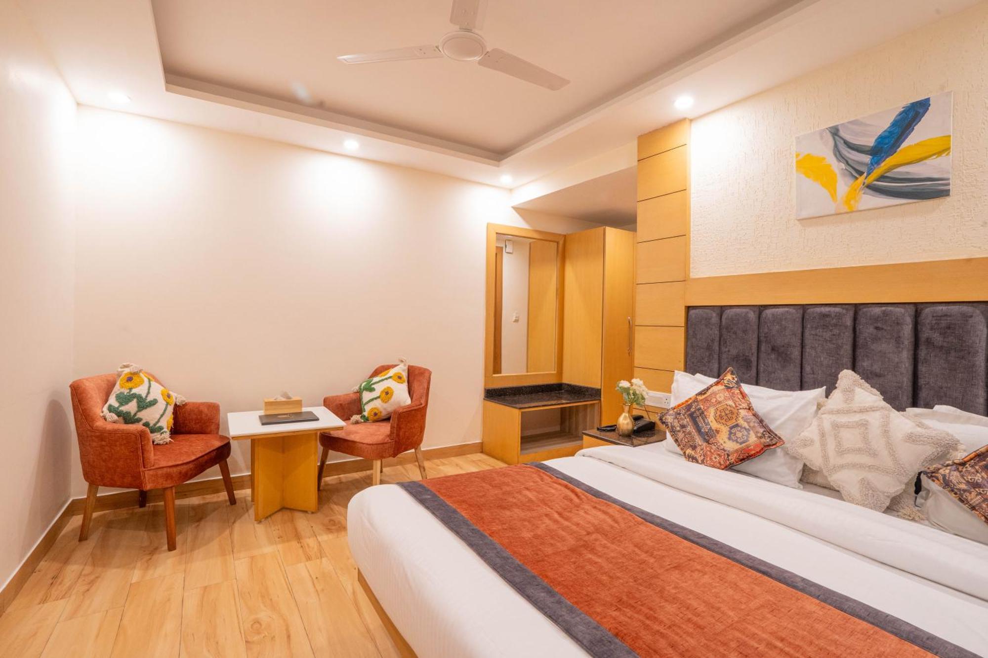 Hotel Super @Mall Road 穆索里 外观 照片